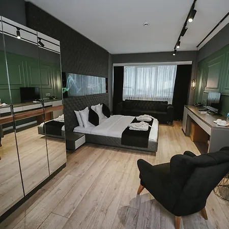 Enna Hotel 3*